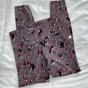 Lululemon Fast and Free 25” in Floral Flux Multi 6
